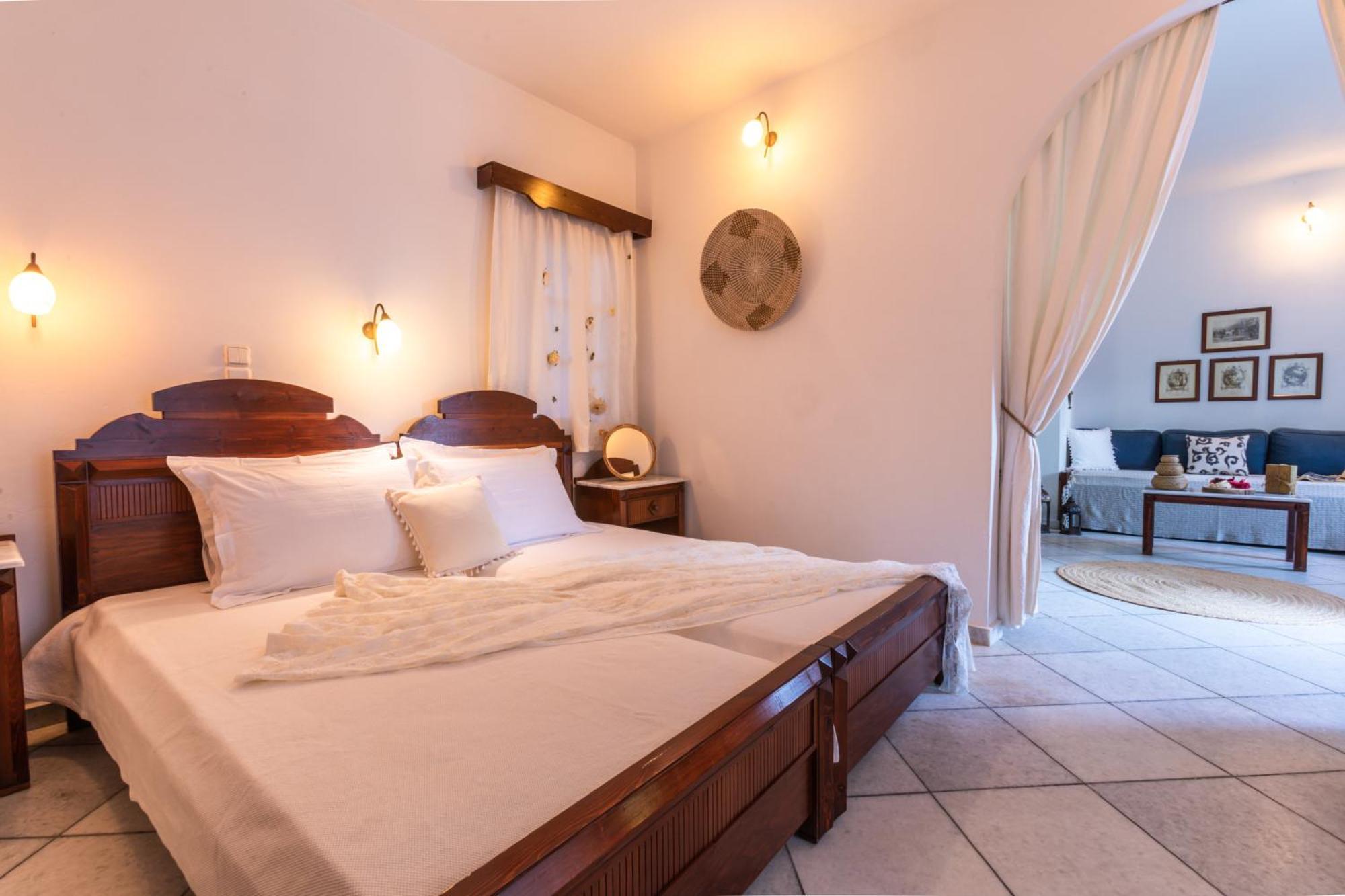 Sunrock Suites Стелида Экстерьер фото